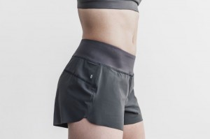 Short Nobull Femme Grise Foncé | 38625-CQTY
