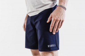 Short Nobull Legere Corta 8.5" Homme Bleu Marine | 13786-GBIR